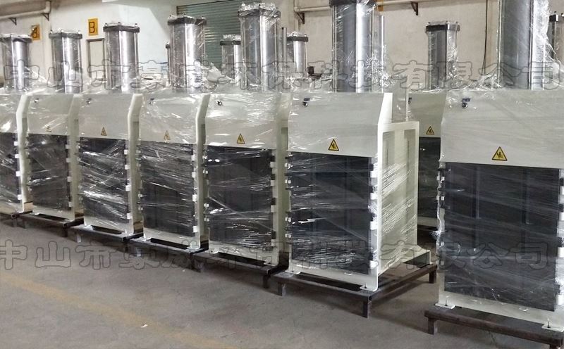 QD廢紙打包機生產車間2